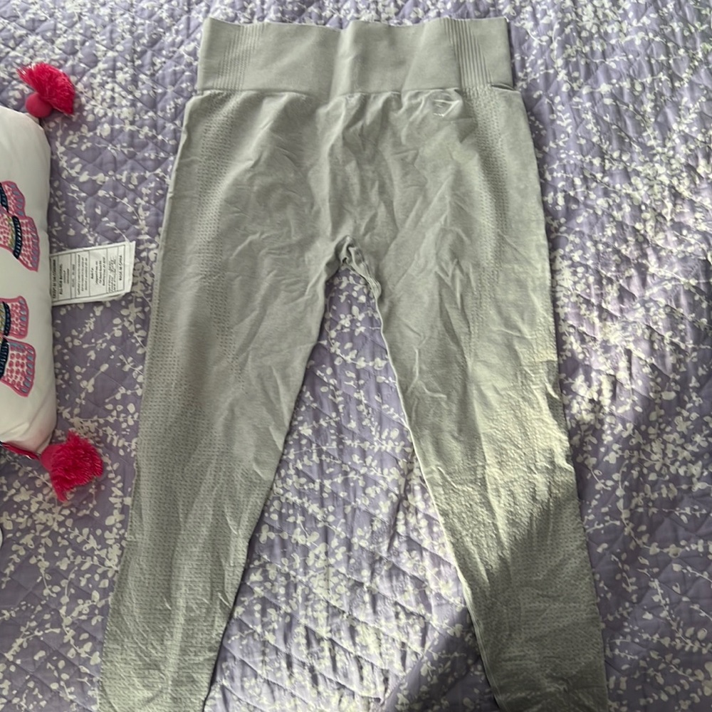 Gymshark light gray leggings